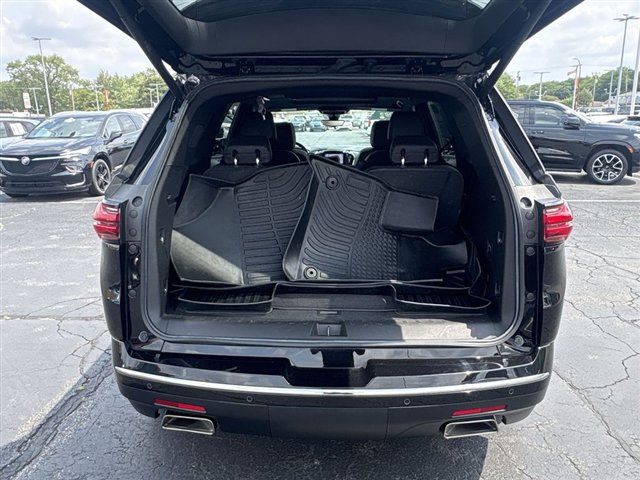 Certified 2023 Chevrolet Traverse High Country FWD image 27