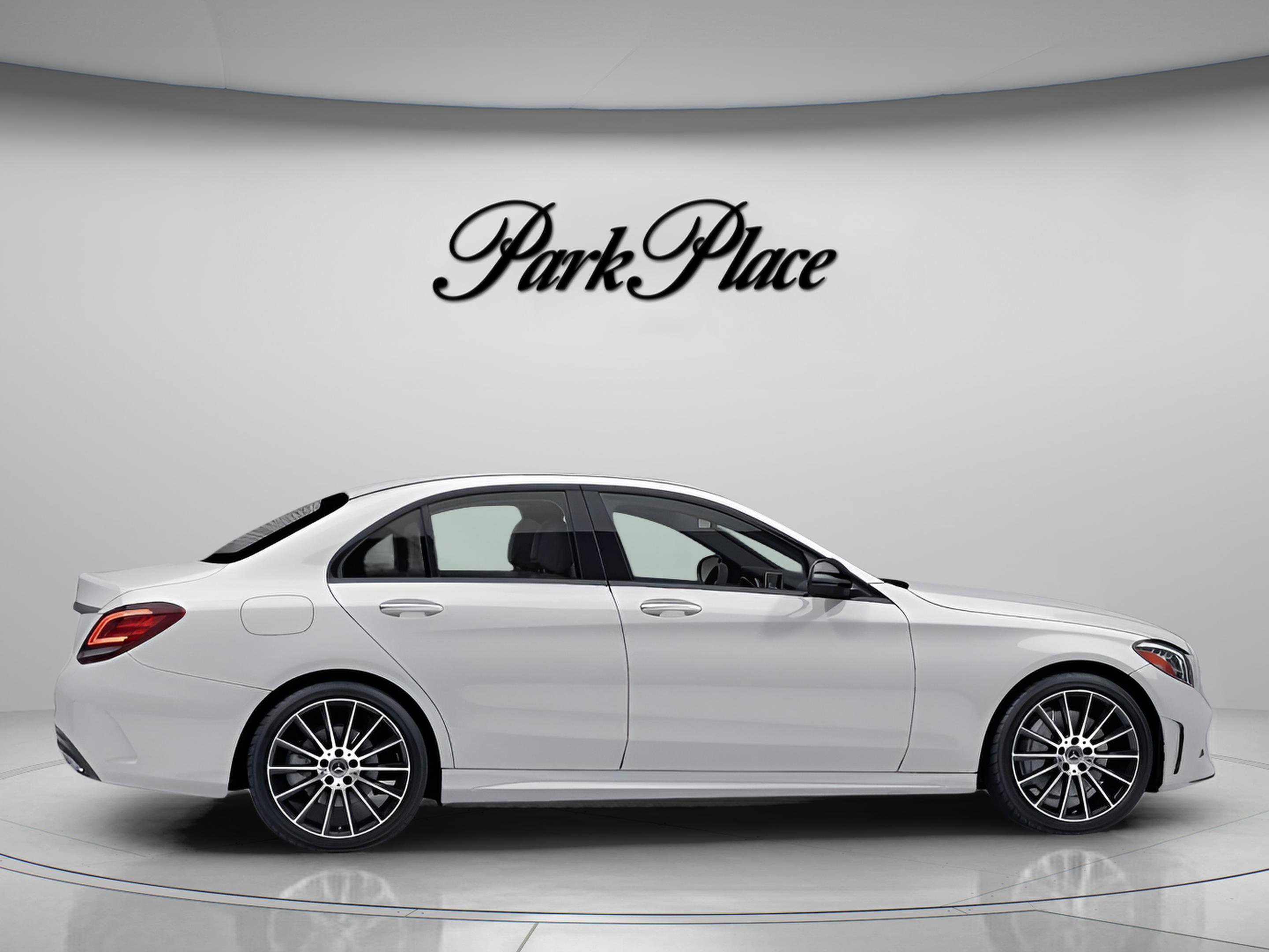 Used 2019 Mercedes-Benz C 300 Sedan image 25