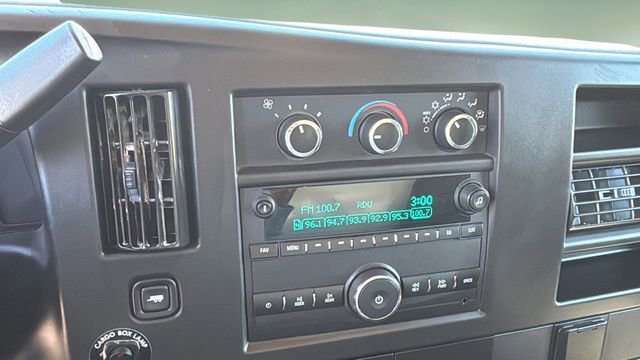 Used 2020 Chevrolet Express 3500 Work Van w/ Power Convenience Package image 25