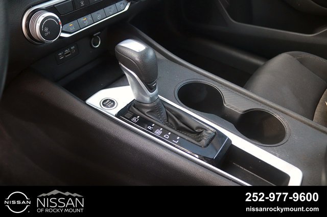 Certified 2025 Nissan Altima 2.5 S FWD image 18