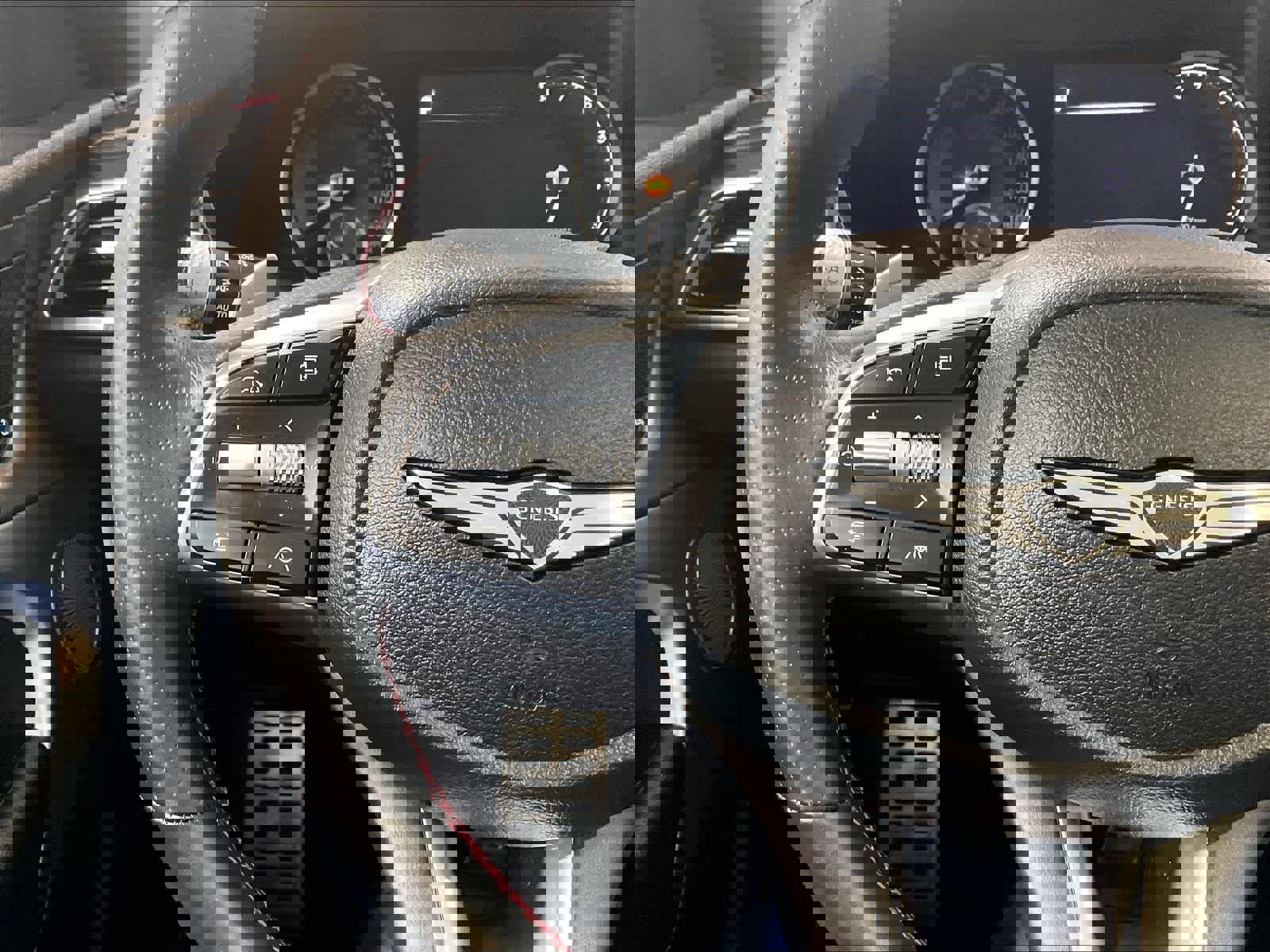 Used 2025 Genesis G70 3.3T Advanced AWD/4WD image 23