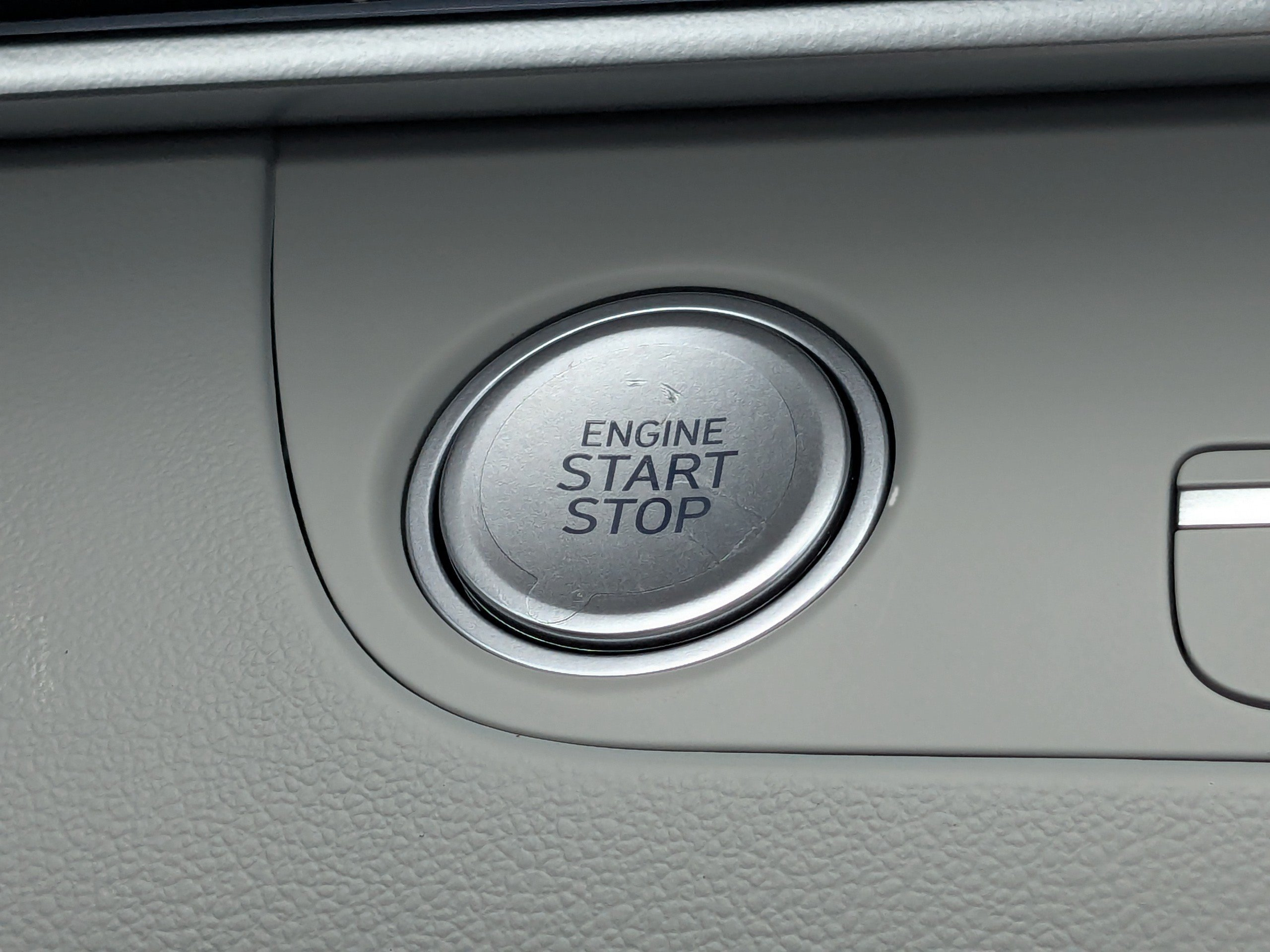 New 2026 Hyundai Elantra Limited FWD image 35