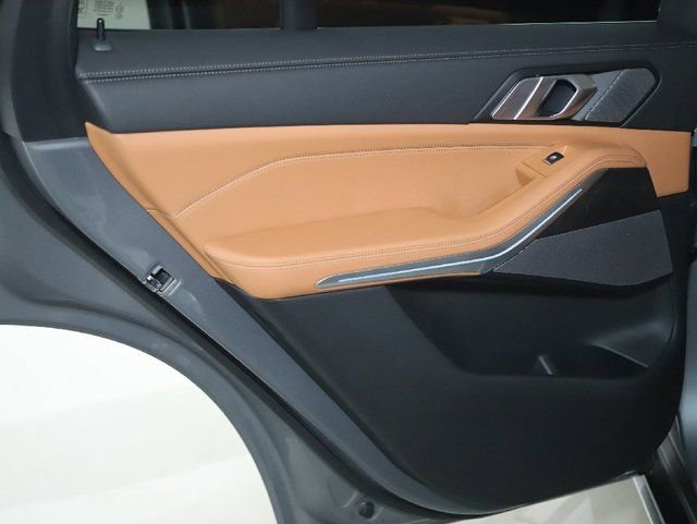 Certified 2024 BMW X5 xDrive40i w/ Premium Package image 13