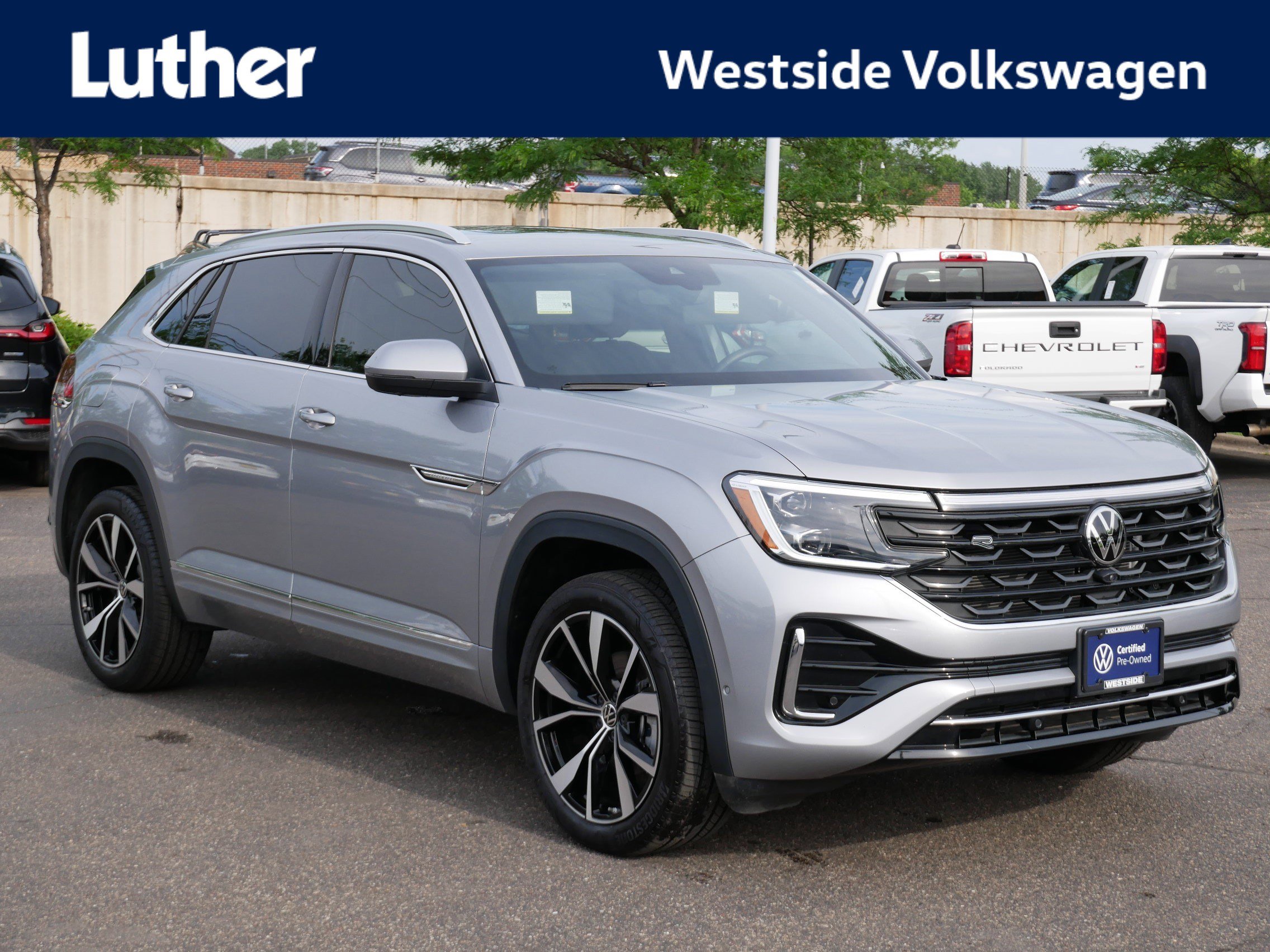 Used 2025 Volkswagen Atlas Cross Sport SEL Premium R-Line AWD/4WD video 1