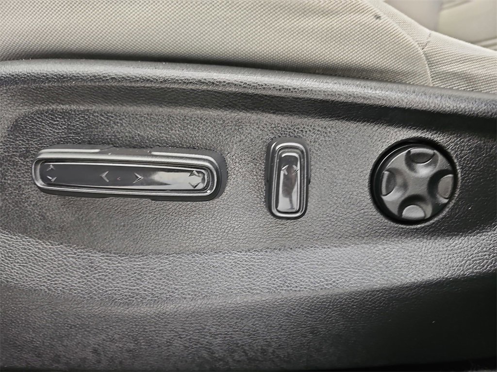 Used 2018 Honda CR-V EX image 34