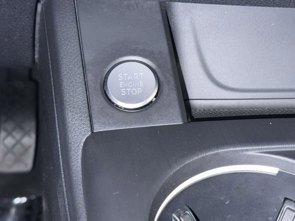 Used 2017 Audi A4 2.0T Premium w/ Convenience Package AWD/4WD image 24