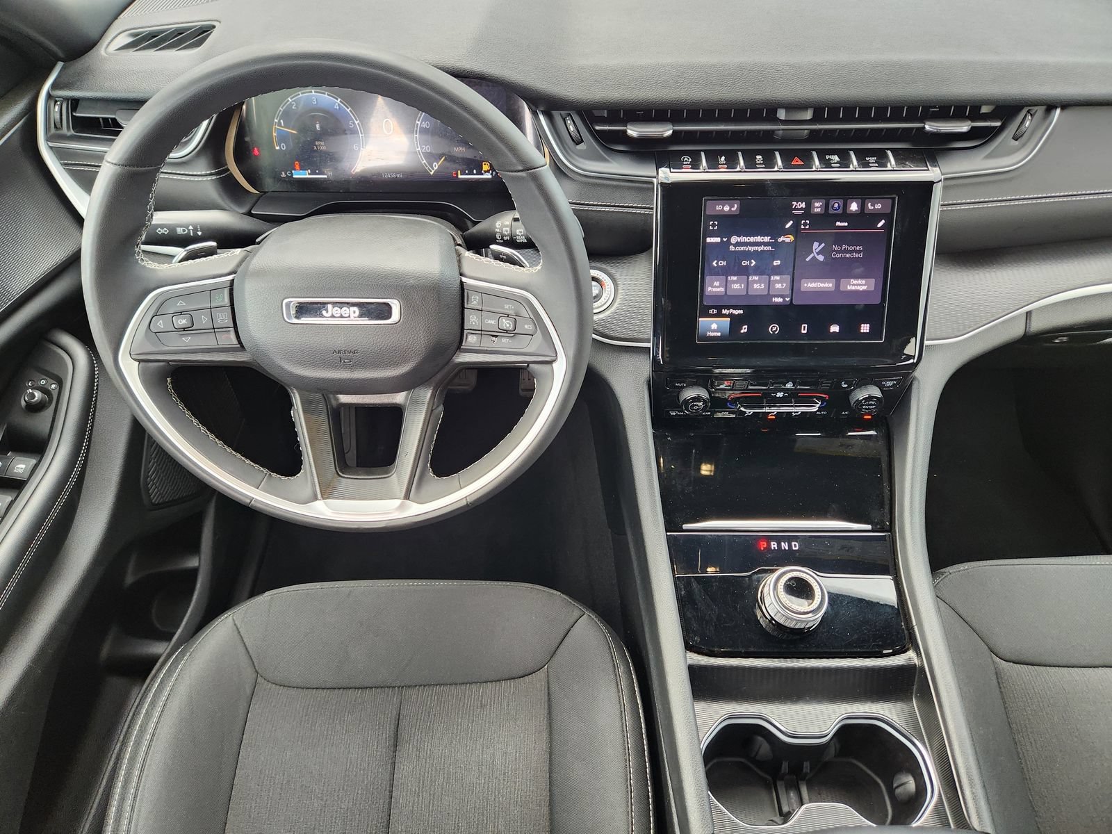 Used 2024 Jeep Grand Cherokee Laredo X w/ Luxury Tech Group I AWD/4WD image 38
