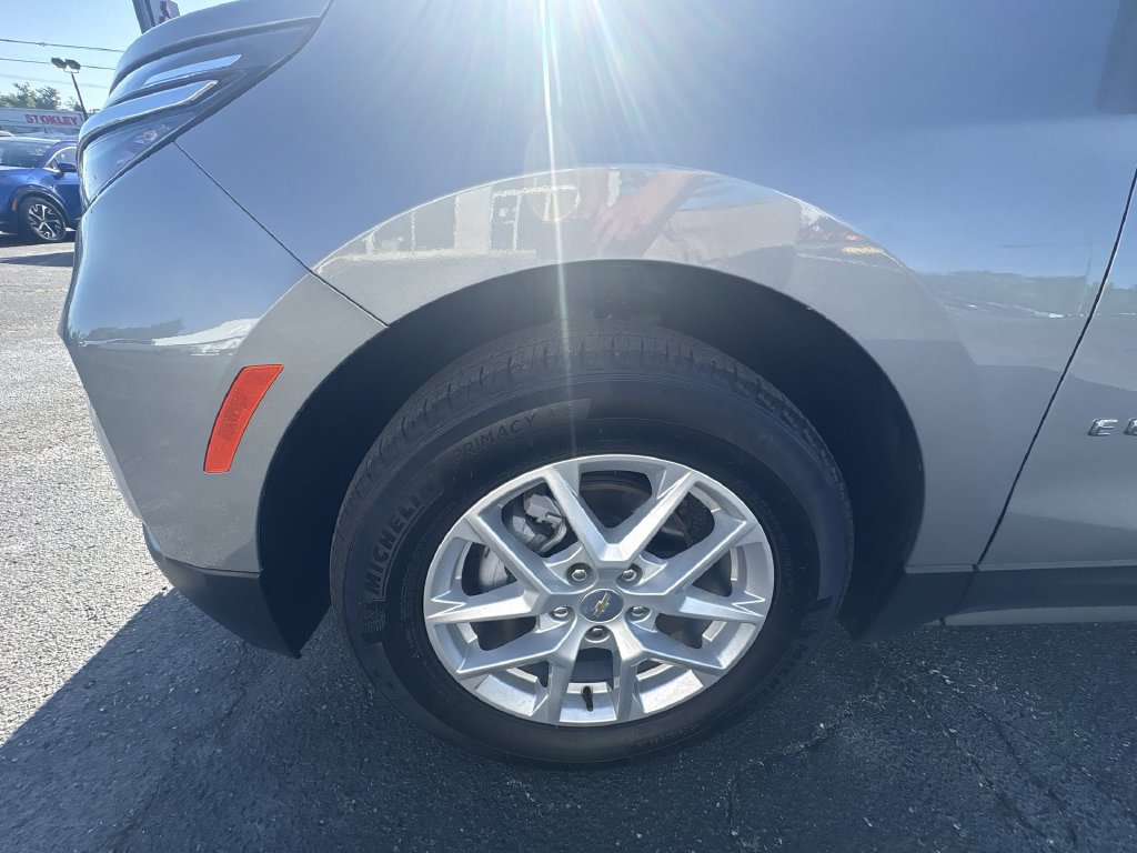 Used 2024 Chevrolet Equinox LT FWD image 17