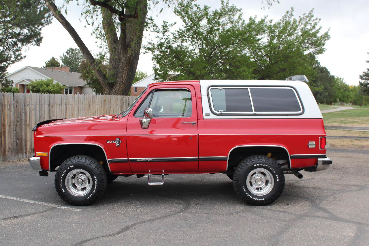 Used 1991 Chevrolet Blazer 4WD image 32