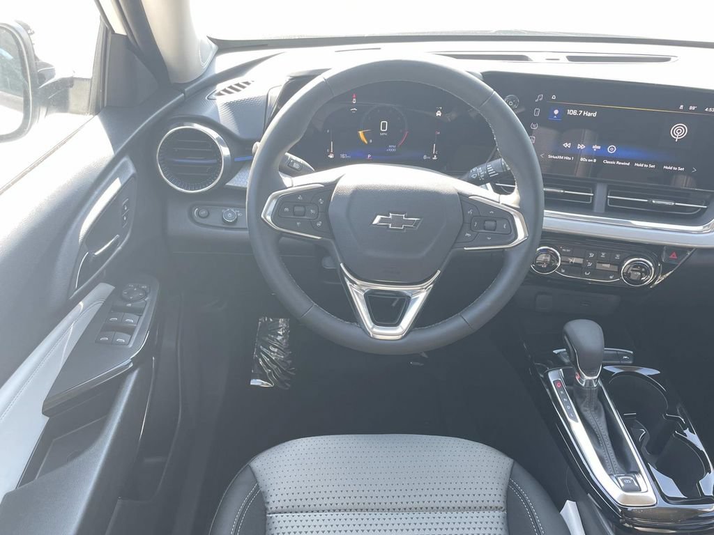 New 2026 Chevrolet Trax LT w/ Driver Confidence Package FWD image 10