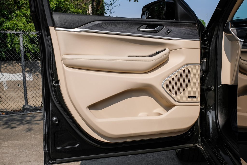 Used 2022 Jeep Grand Cherokee L Limited image 55