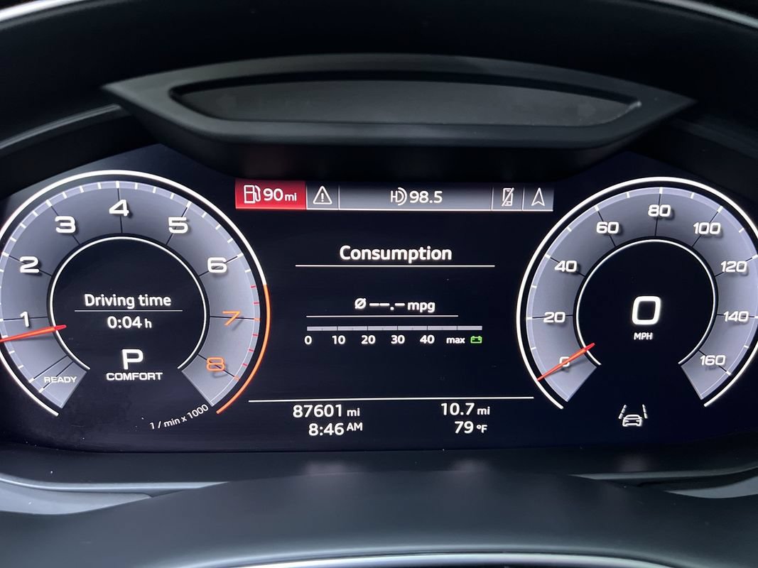Used 2019 Audi Q8 Prestige AWD/4WD image 19