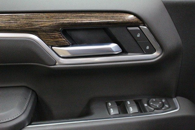 New 2026 GMC Sierra 1500 Elevation image 16