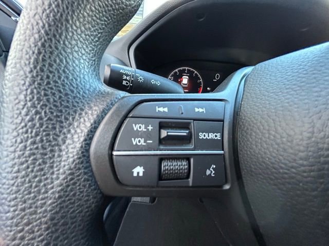 Used 2025 Honda HR-V LX image 25