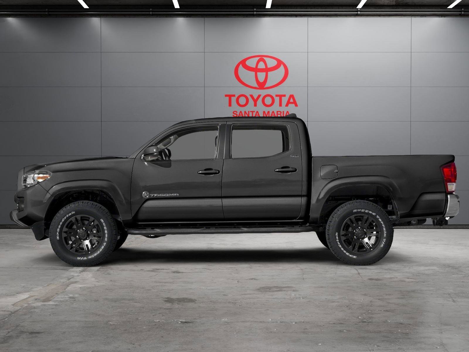 Used 2017 Toyota Tacoma SR5 w/ Tow Package RWD image 3