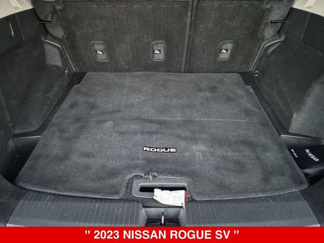 Used 2023 Nissan Rogue SV AWD/4WD image 33