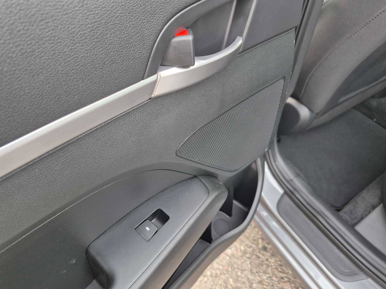 Used 2019 Hyundai Elantra SE w/ Cargo Package image 25