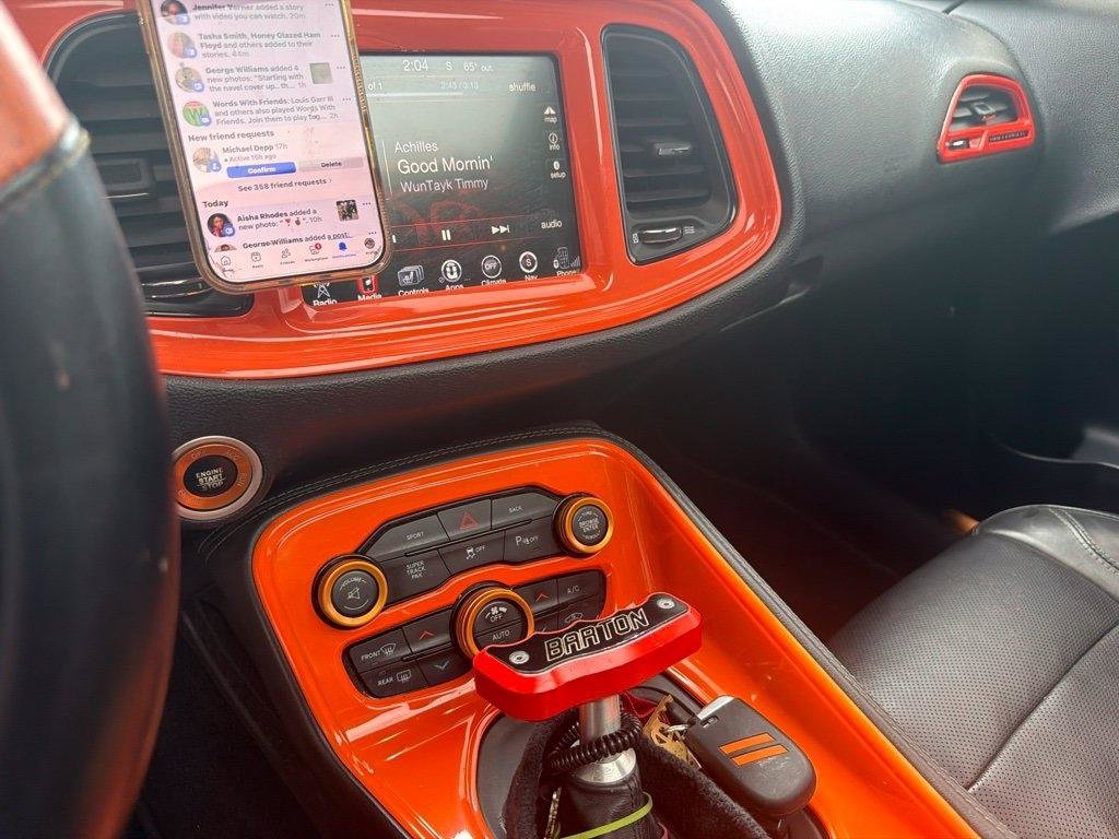 Used 2016 Dodge Challenger R/T Plus RWD image 9