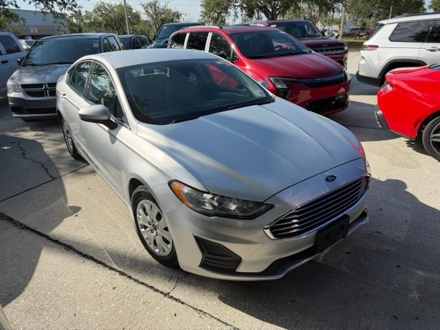 Used 2019 Ford Fusion S FWD image 7