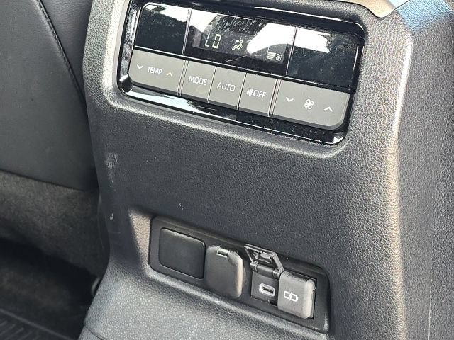Used 2025 Toyota Land Cruiser w/ Premium Package AWD/4WD image 17