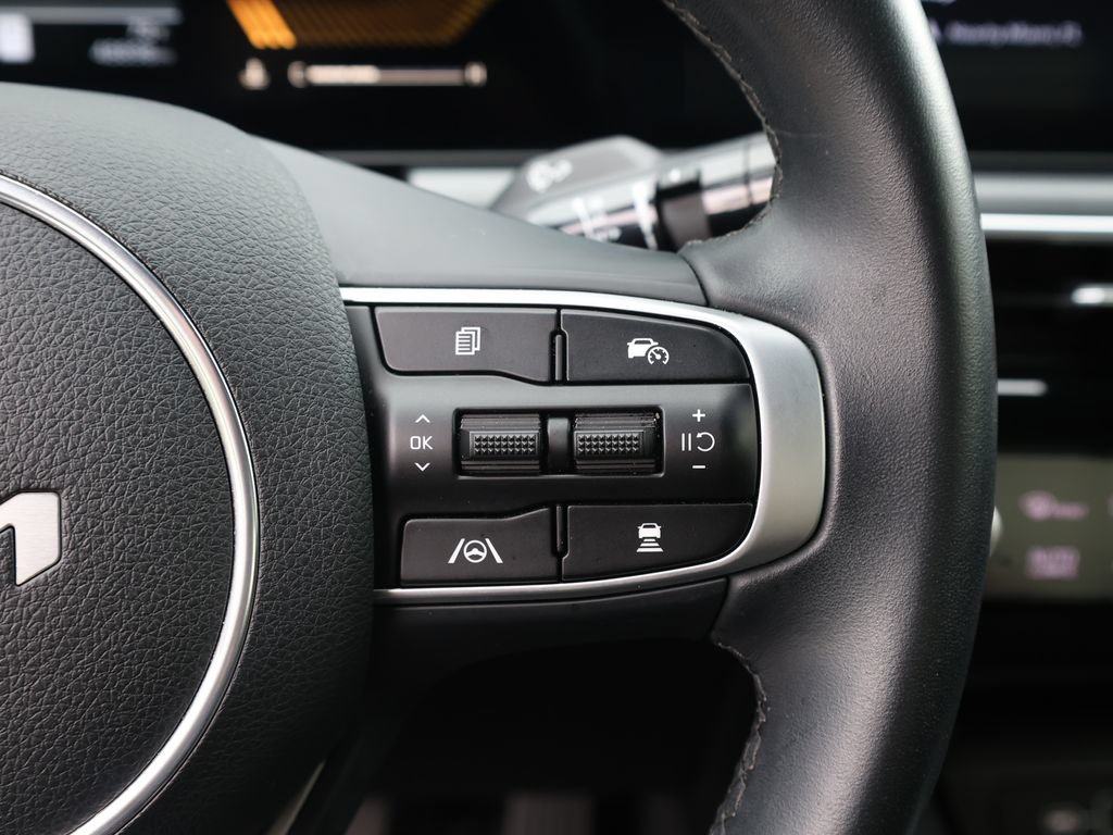 Used 2025 Kia K5 GT-Line w/ GT-Line Premium Package FWD image 37