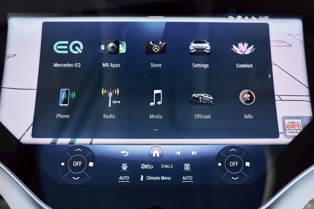 Used 2025 Mercedes-Benz Maybach EQS 680 4MATIC image 83