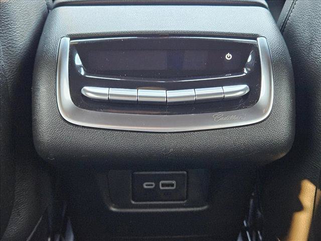 Used 2024 Cadillac XT6 Luxury w/ LPO, Floor Liner Package AWD/4WD image 17