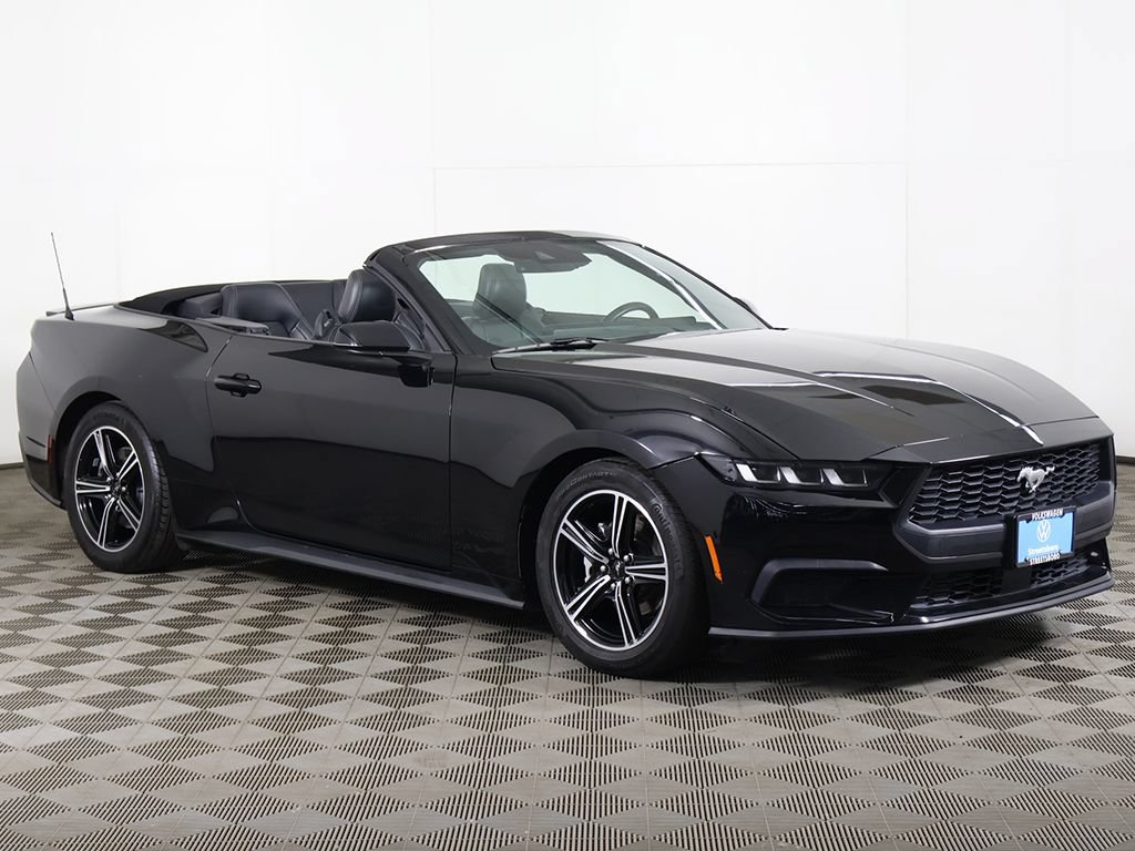 Used 2024 Ford Mustang Premium RWD image 9