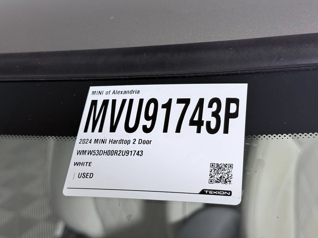 Used 2024 MINI Cooper S w/ Signature Upholstery Package FWD image 30