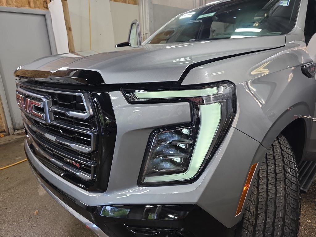 New 2026 GMC Yukon XL AT4 w/ AT4 Premium Plus Package AWD/4WD image 30