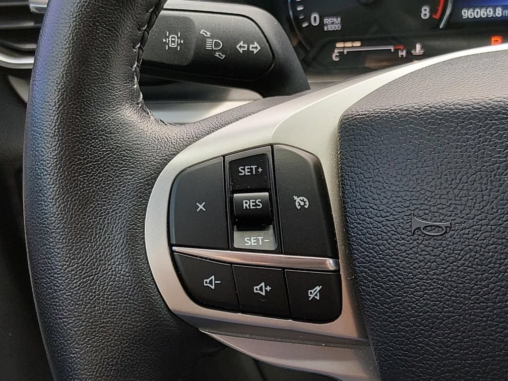 Used 2023 Ford Explorer XLT w/ Equipment Group 202A RWD image 21