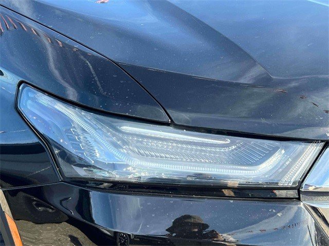 Certified 2023 Chevrolet Traverse LT w/ Rear Camera Mirror Package image 9