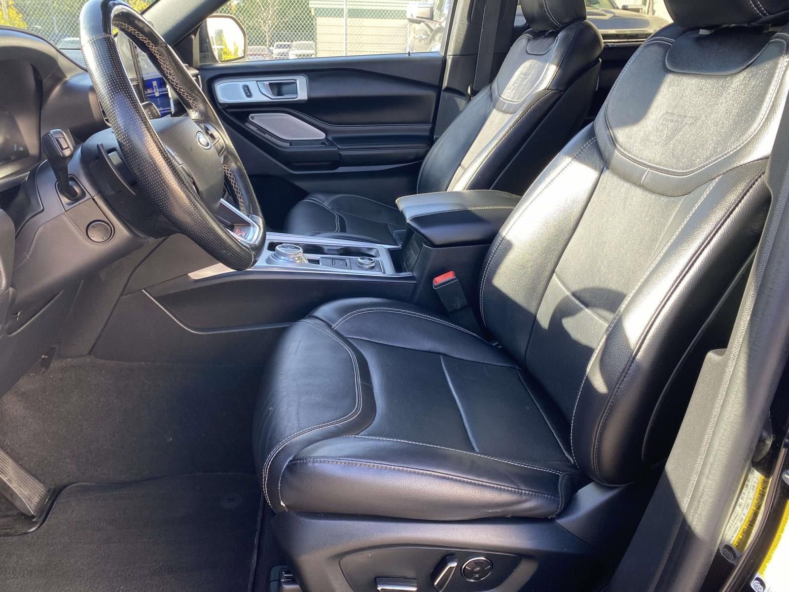 Used 2020 Ford Explorer ST w/ Premium Technology Package image 17