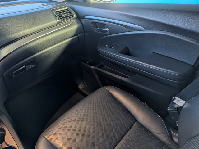 Used 2020 Honda Ridgeline RTL image 16
