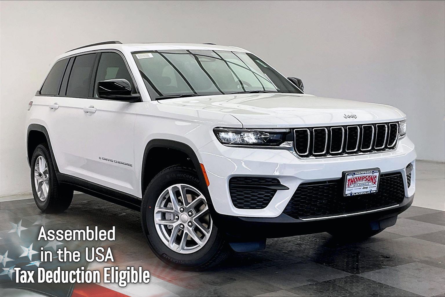 New 2025 Jeep Grand Cherokee Laredo X w/ Luxury Tech Group I image 1