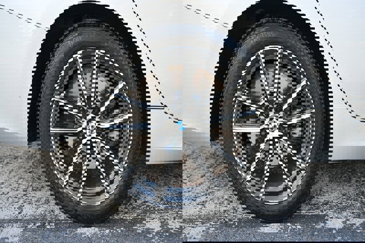 Used 2019 BMW 330i Sedan image 13