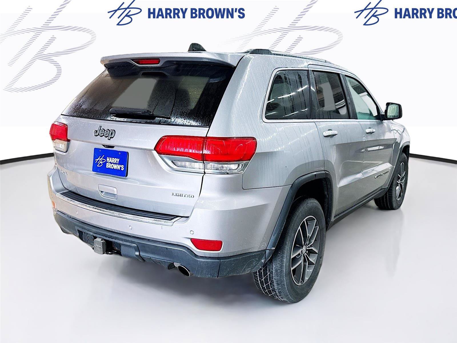 Used 2017 Jeep Grand Cherokee Limited w/ Trailer Tow Group IV AWD/4WD image 10