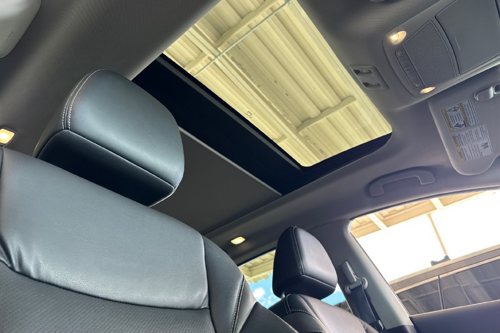 Certified 2023 Nissan Murano SL w/ SL Moonroof Package FWD image 16