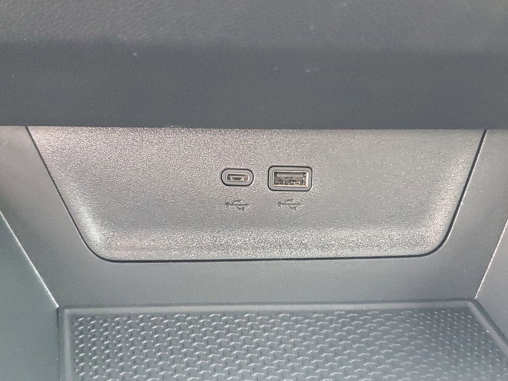New 2026 Chevrolet Equinox LT w/ Convenience Package II AWD/4WD image 26