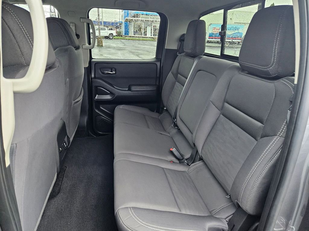 Used 2024 Nissan Frontier SV w/ SV Convenience Package image 30
