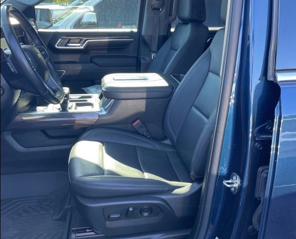 Used 2022 Chevrolet Silverado 1500 LTZ w/ LTZ Premium Package image 6