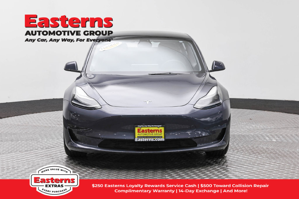 Used 2023 Tesla Model 3 Standard Range RWD image 3