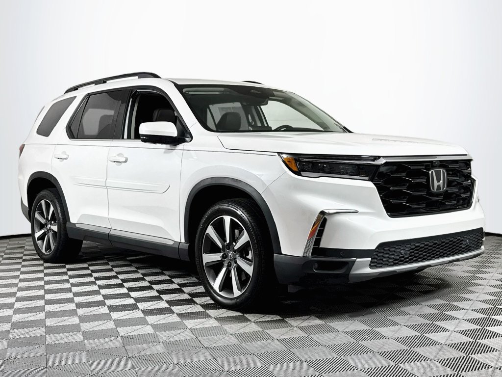 Used 2024 Honda Pilot Elite
