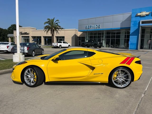 New 2027 Chevrolet Corvette Grand Sport w/ Z52 Sport Performance Package RWD image 3