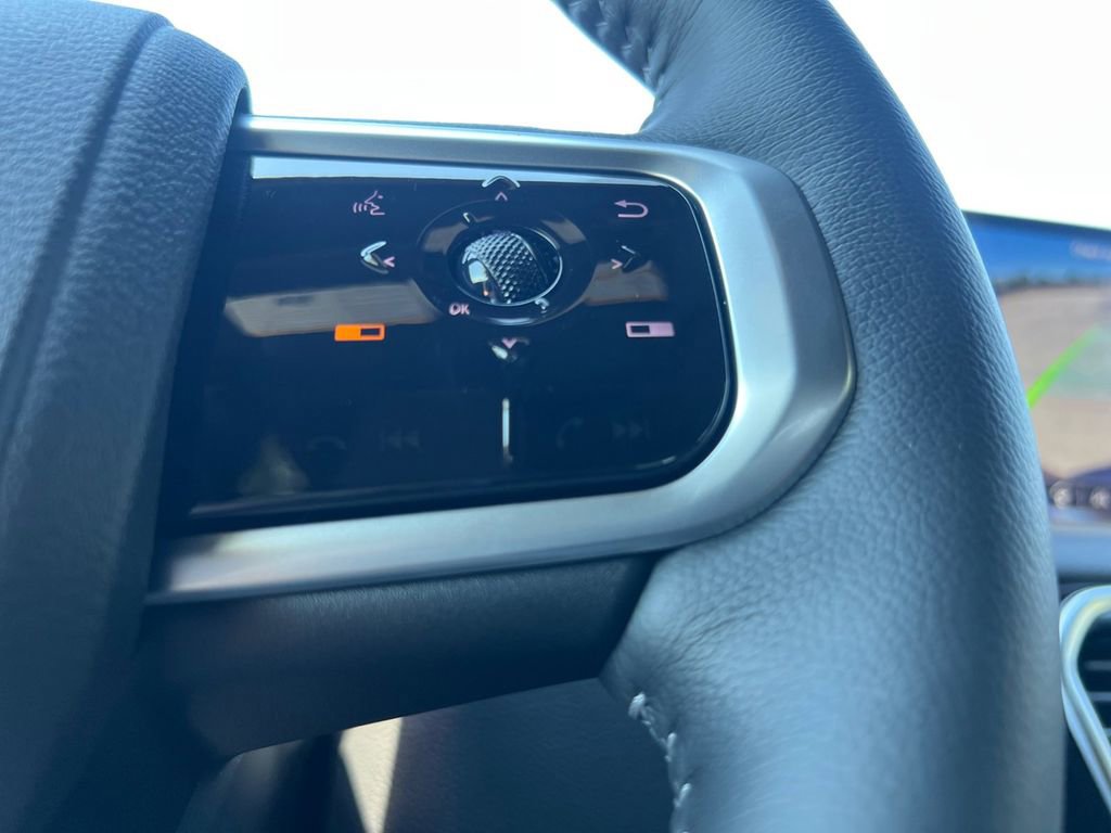 New 2026 Nissan Armada Platinum image 12