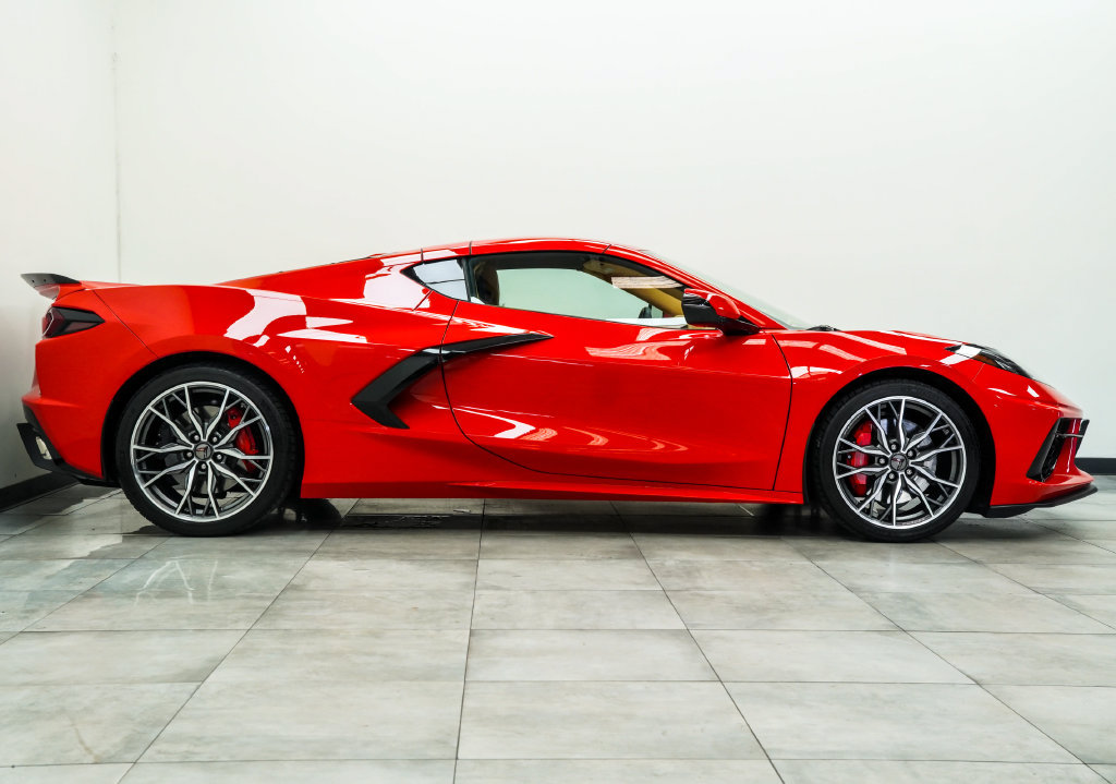 Used 2023 Chevrolet Corvette Stingray Premium Cpe w/ Z51 Performance Package RWD image 11
