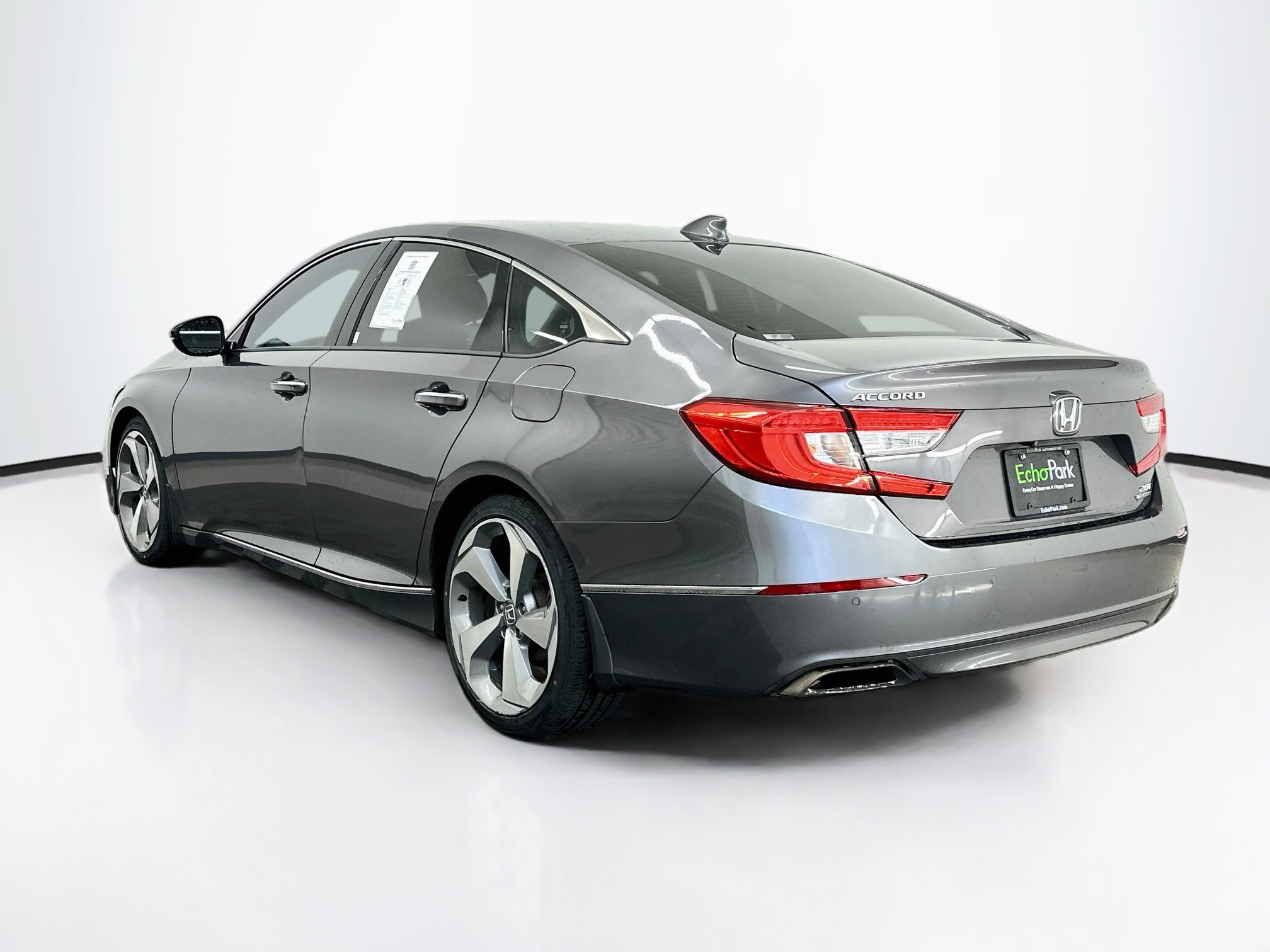 Used 2019 Honda Accord Touring image 5