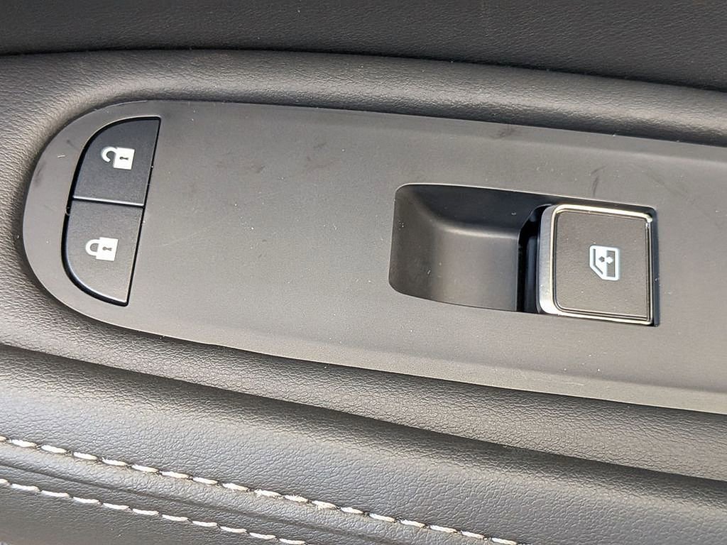 New 2026 INFINITI QX60 Luxe image 37