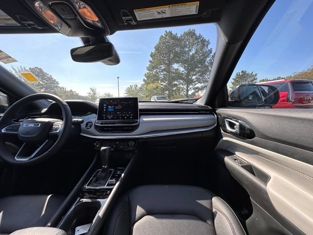 Used 2023 Jeep Compass Limited AWD/4WD image 27