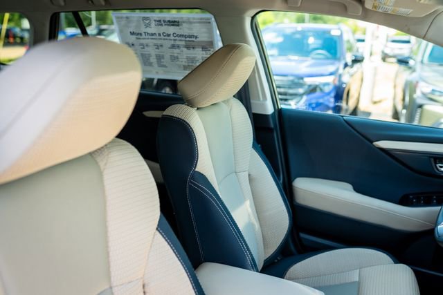 Certified 2025 Subaru Outback Premium image 8